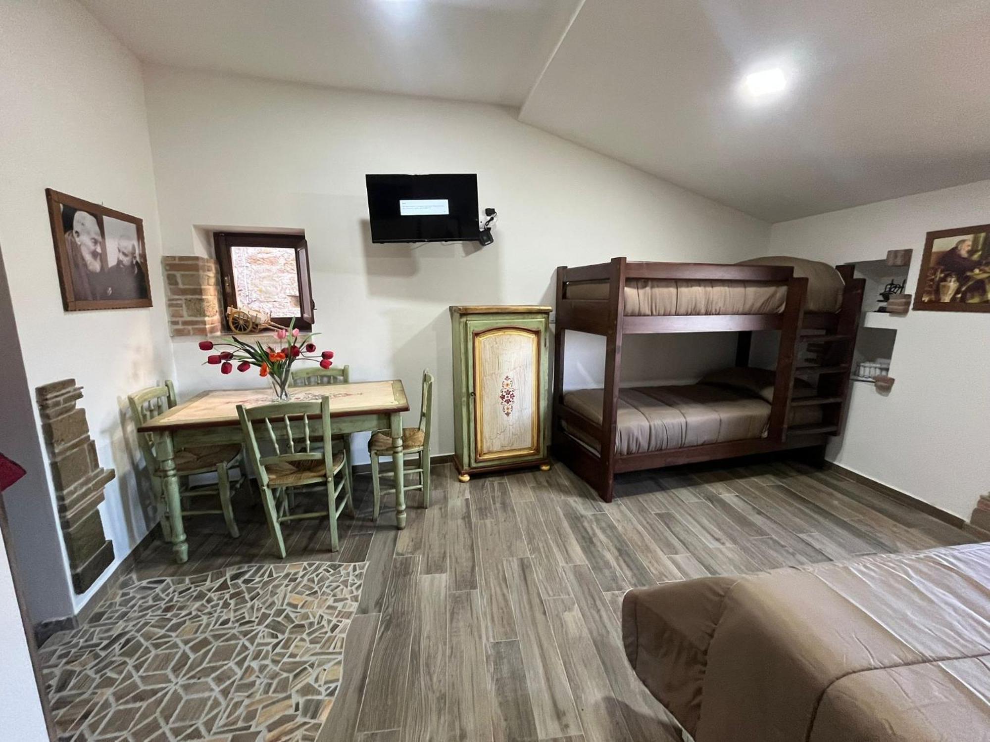 Dimora Forgione B&B - 皮耶特雷尔奇纳 外观 照片